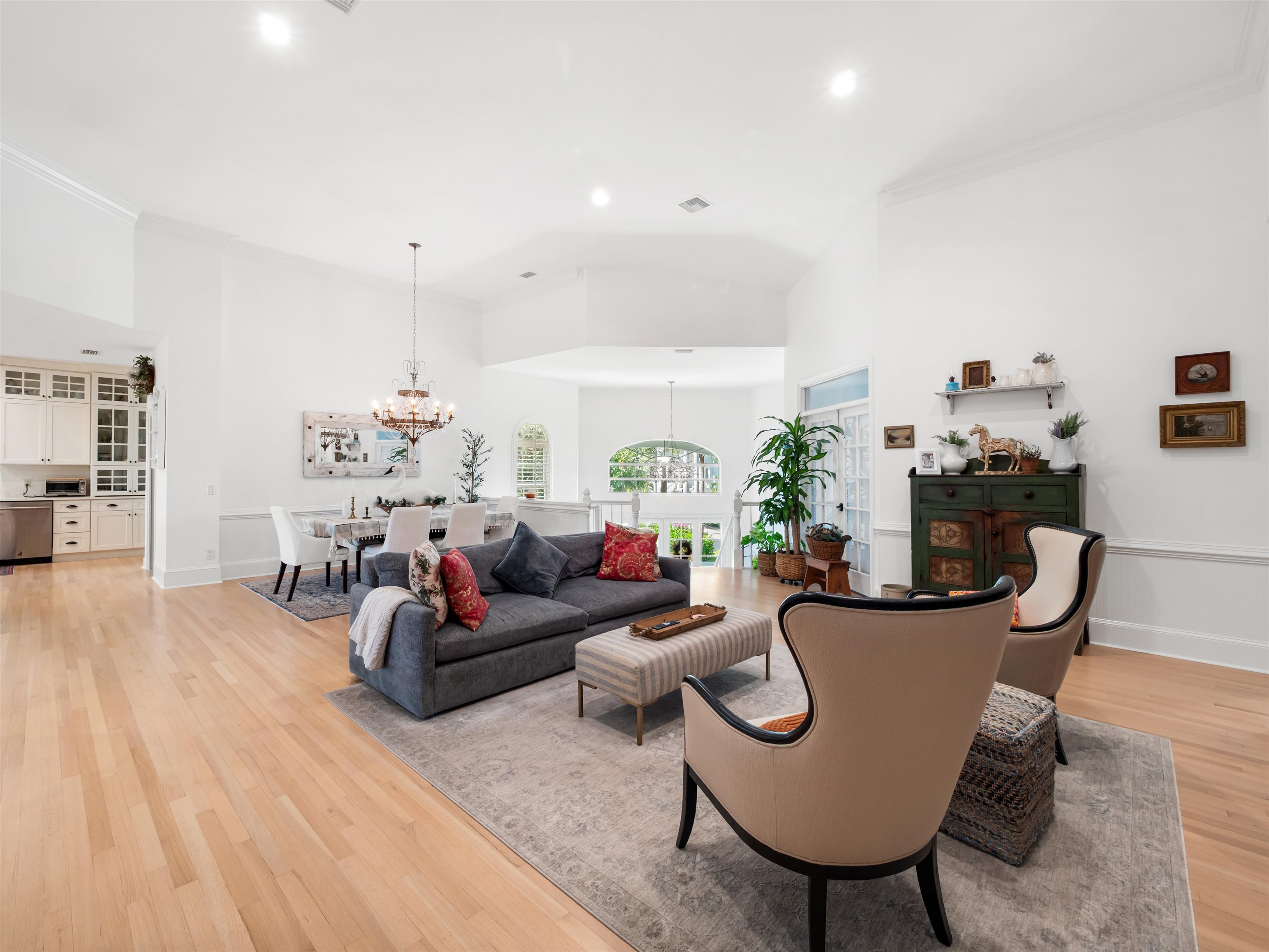 Sanibel, Florida, 33957, United States, 4 Bedrooms Bedrooms, ,0.1 BathroomBathrooms,Residential,For Sale,1971029