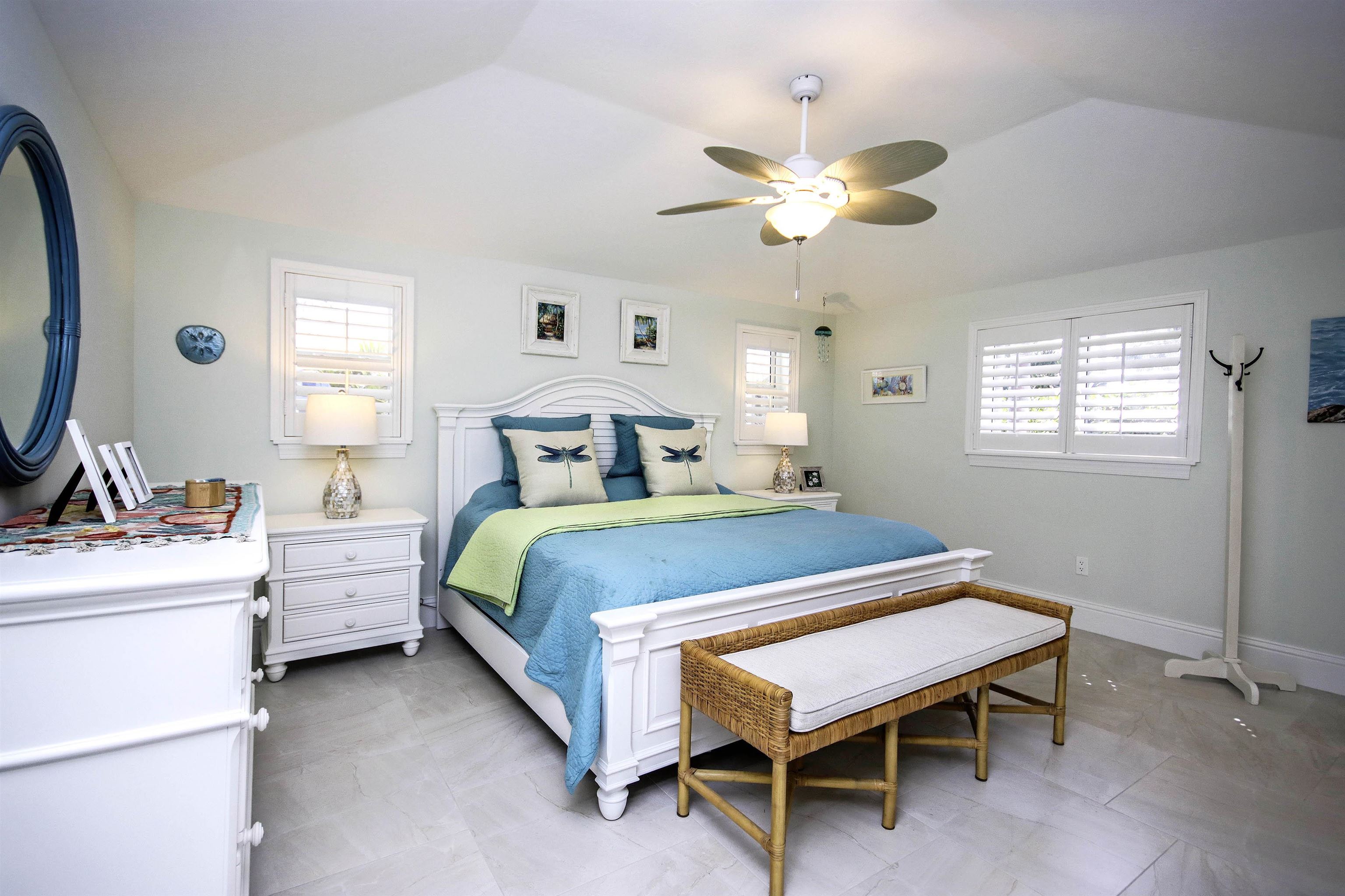 Sanibel, Florida, 33957, United States, 3 Bedrooms Bedrooms, ,0.1 BathroomBathrooms,Residential,For Sale,1984539