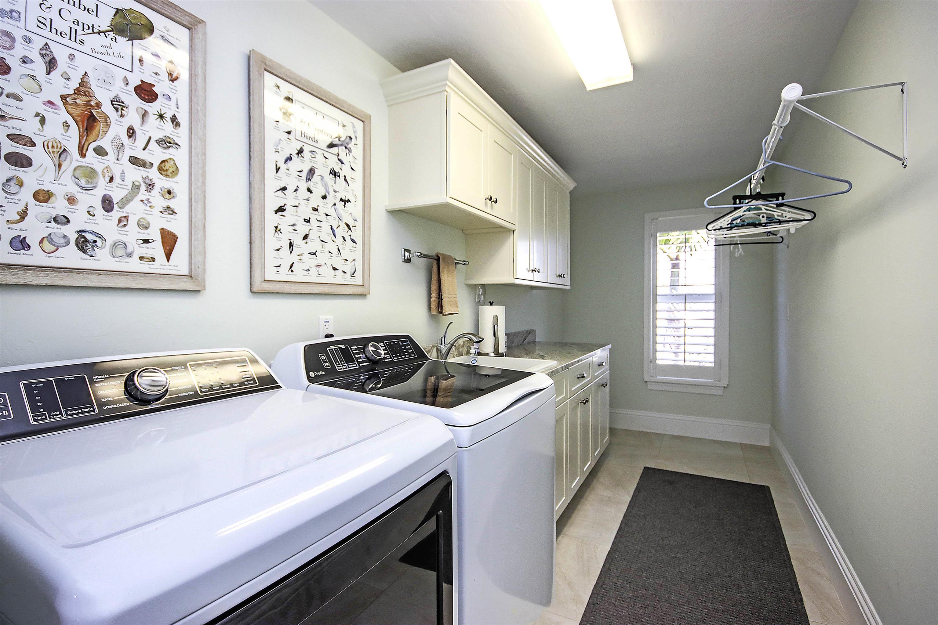 Sanibel, Florida, 33957, United States, 3 Bedrooms Bedrooms, ,0.1 BathroomBathrooms,Residential,For Sale,1984539