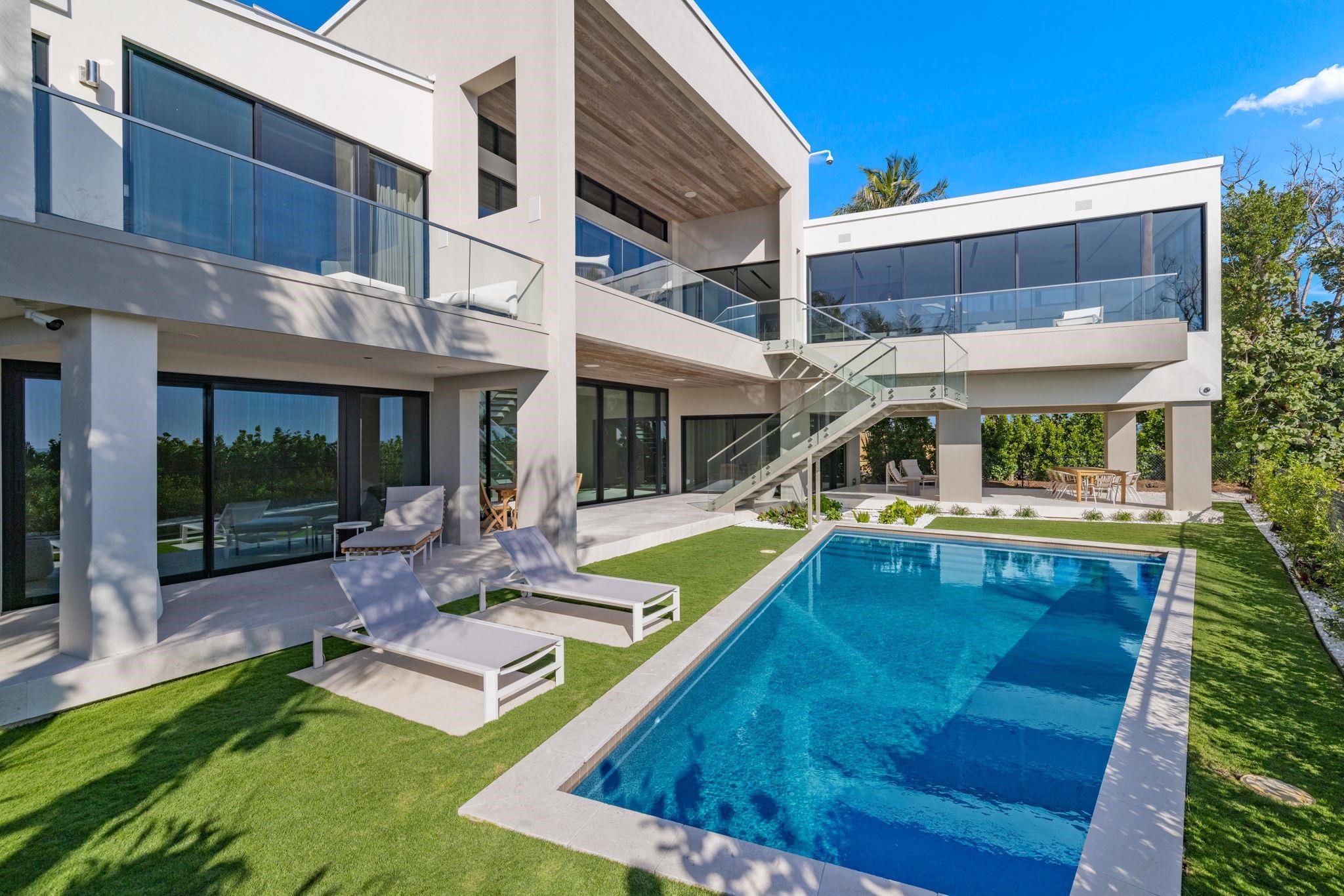 Sanibel, Florida, 33957, United States, 4 Bedrooms Bedrooms, ,0.1 BathroomBathrooms,Residential,For Sale,1984534