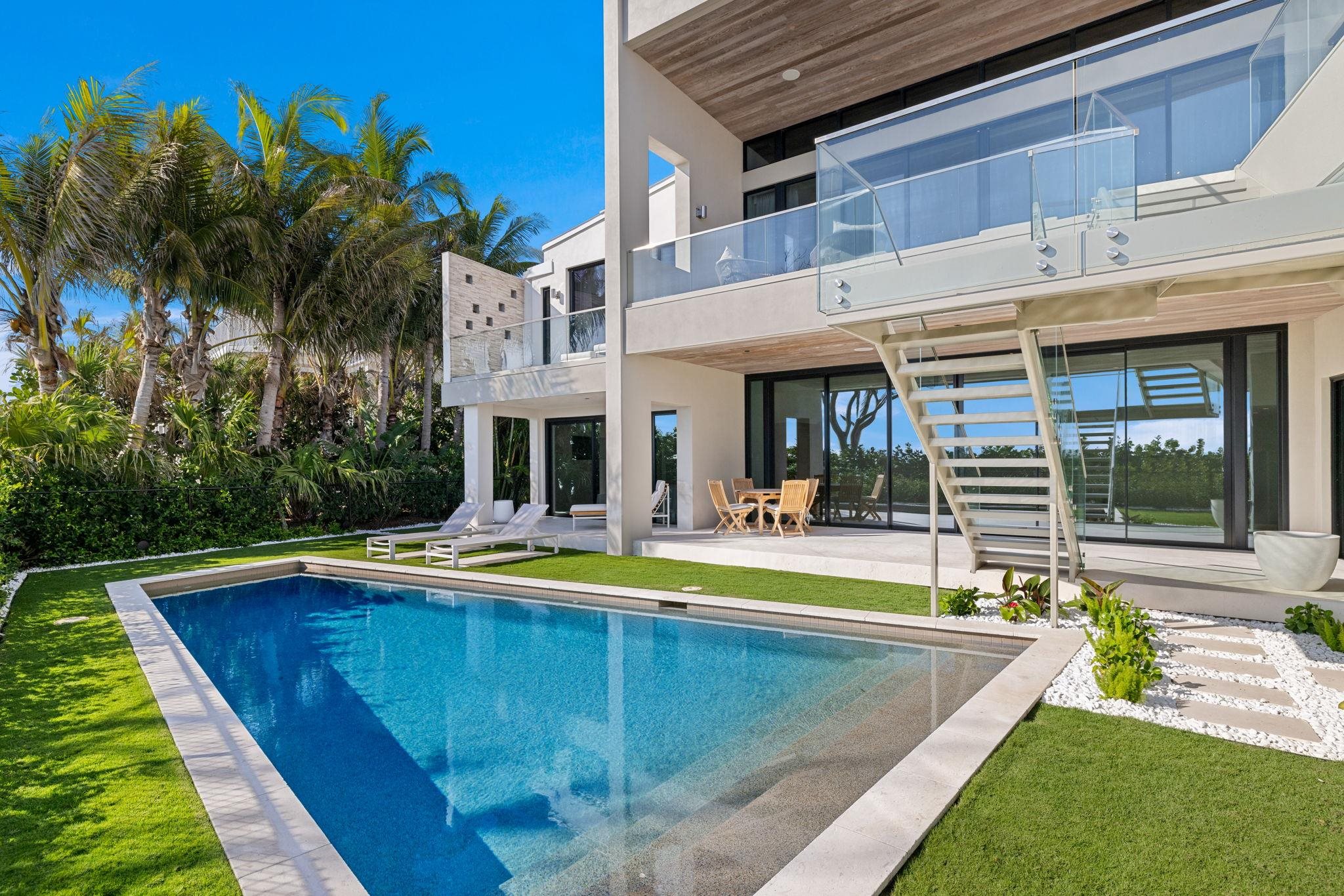 Sanibel, Florida, 33957, United States, 4 Bedrooms Bedrooms, ,0.1 BathroomBathrooms,Residential,For Sale,1984534