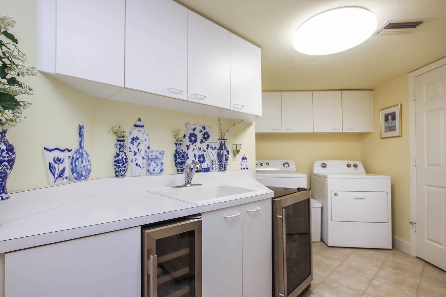 Sanibel, Florida, 33957, United States, 3 Bedrooms Bedrooms, ,Residential,For Sale,1992637