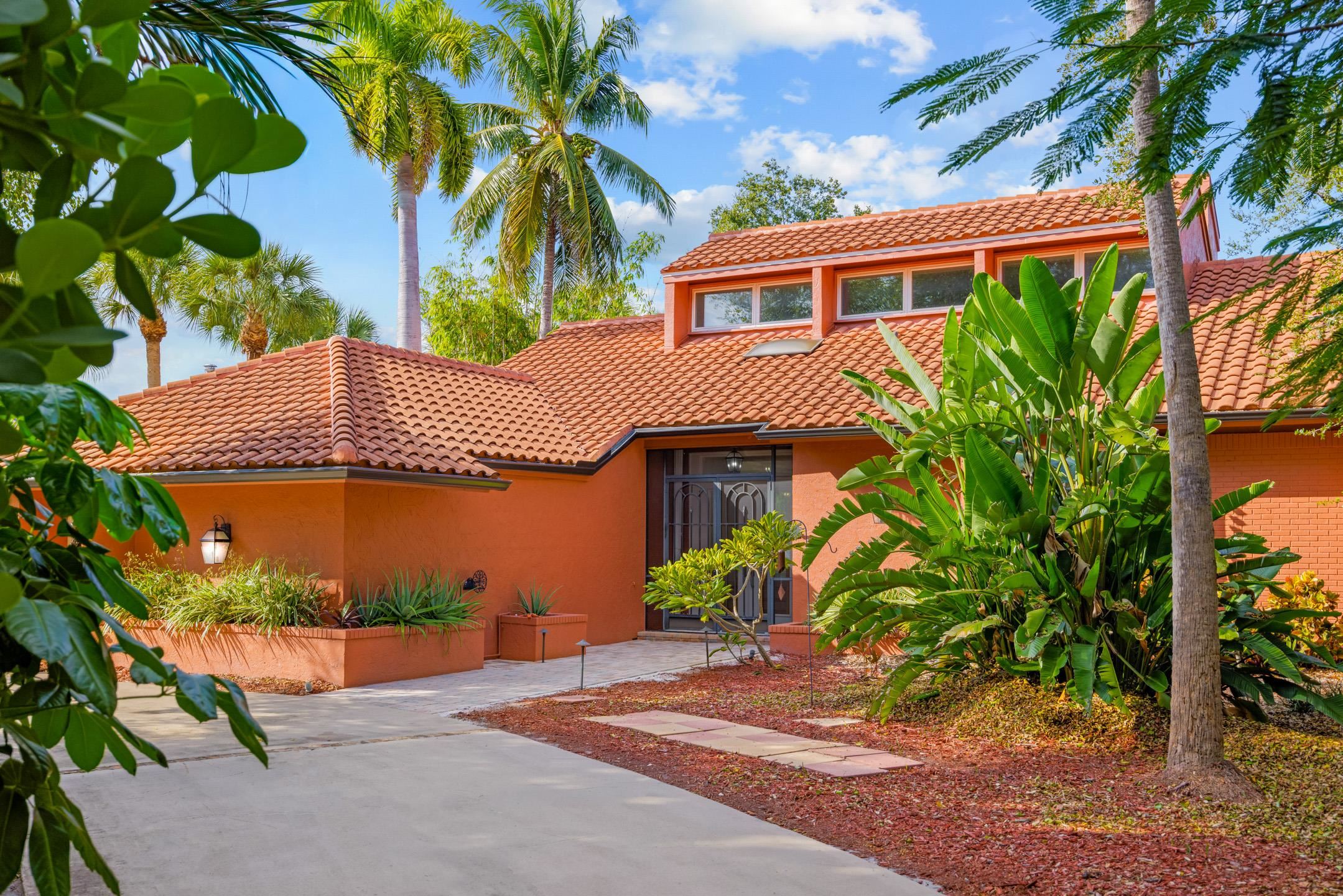 Fort Myers, Florida, 33908, United States, 2 Bedrooms Bedrooms, ,Residential,For Sale,1999339