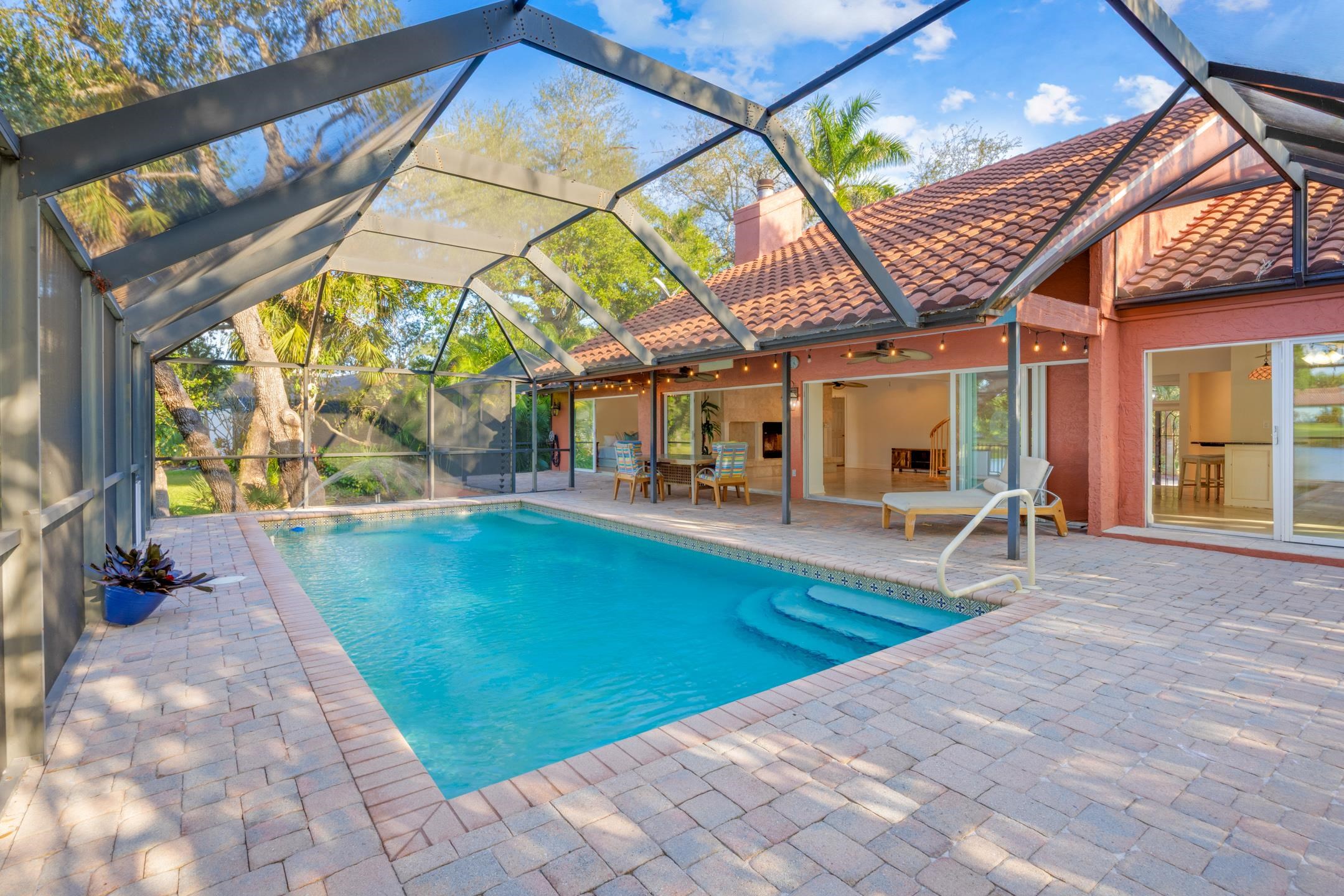 Fort Myers, Florida, 33908, United States, 2 Bedrooms Bedrooms, ,Residential,For Sale,1999339