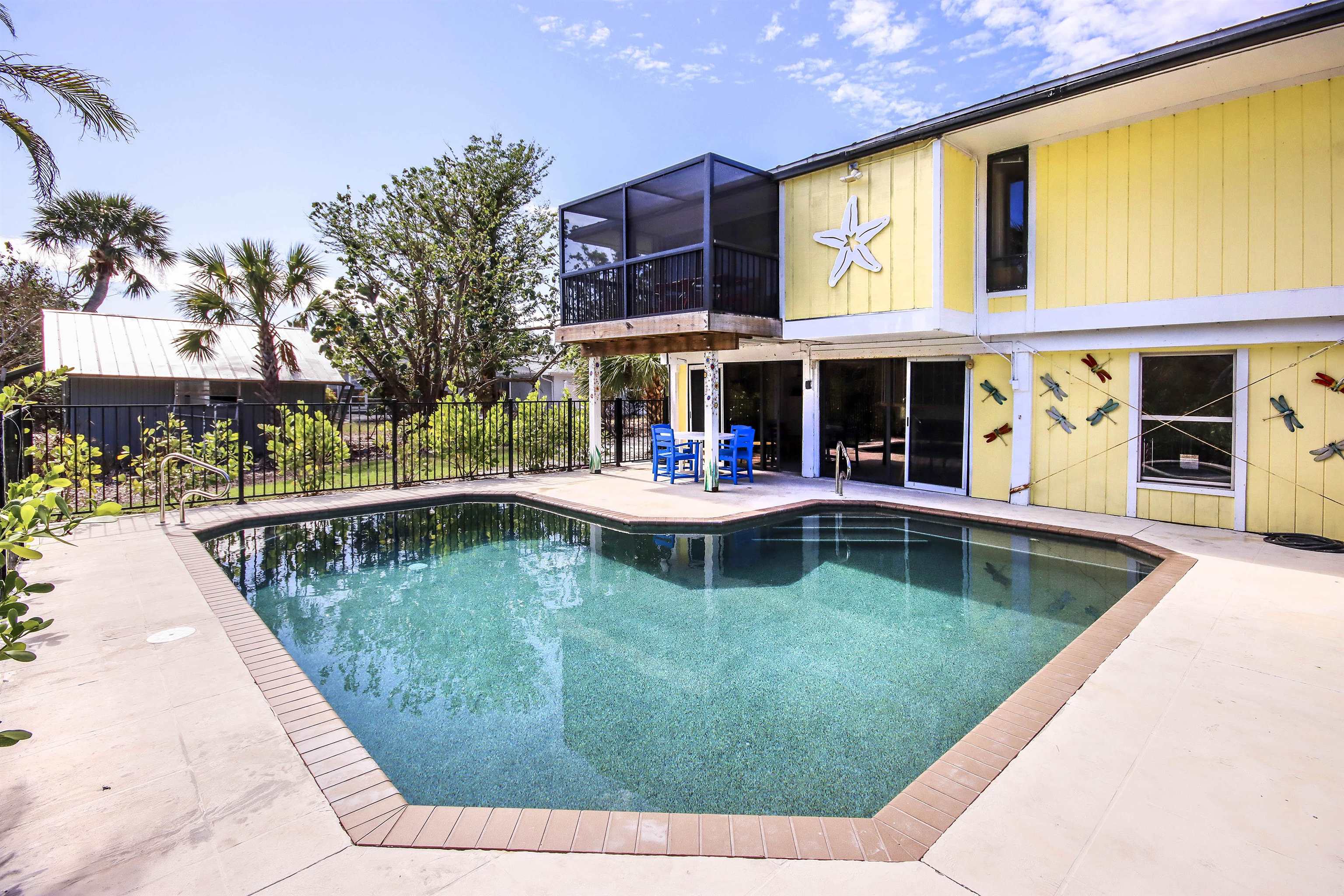 Sanibel, Florida, 33957, United States, 2 Bedrooms Bedrooms, ,0.1 BathroomBathrooms,Residential,For Sale,2000230