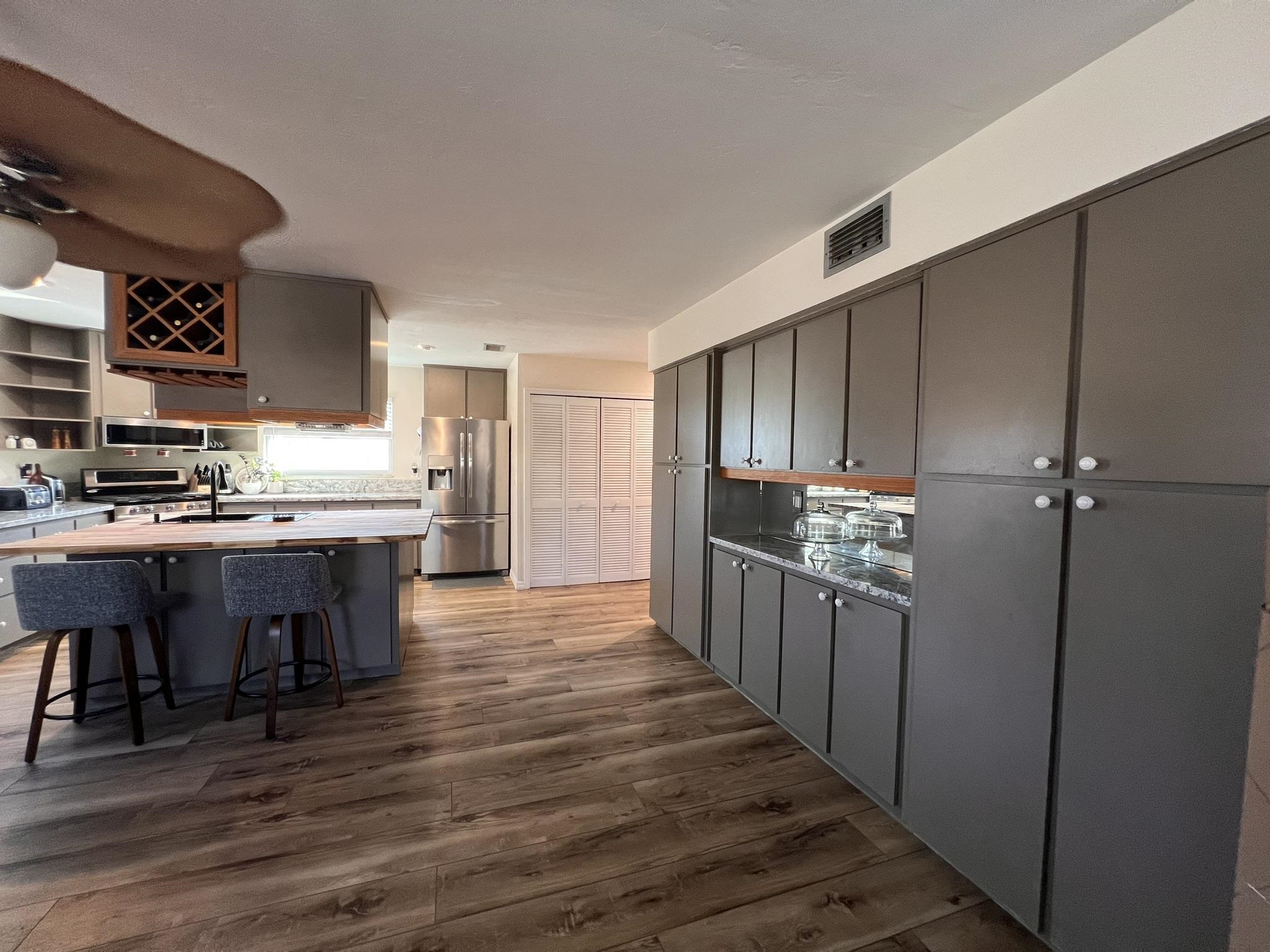 Sanibel, Florida, 33957, United States, 4 Bedrooms Bedrooms, ,0.1 BathroomBathrooms,Residential,For Sale,2002675