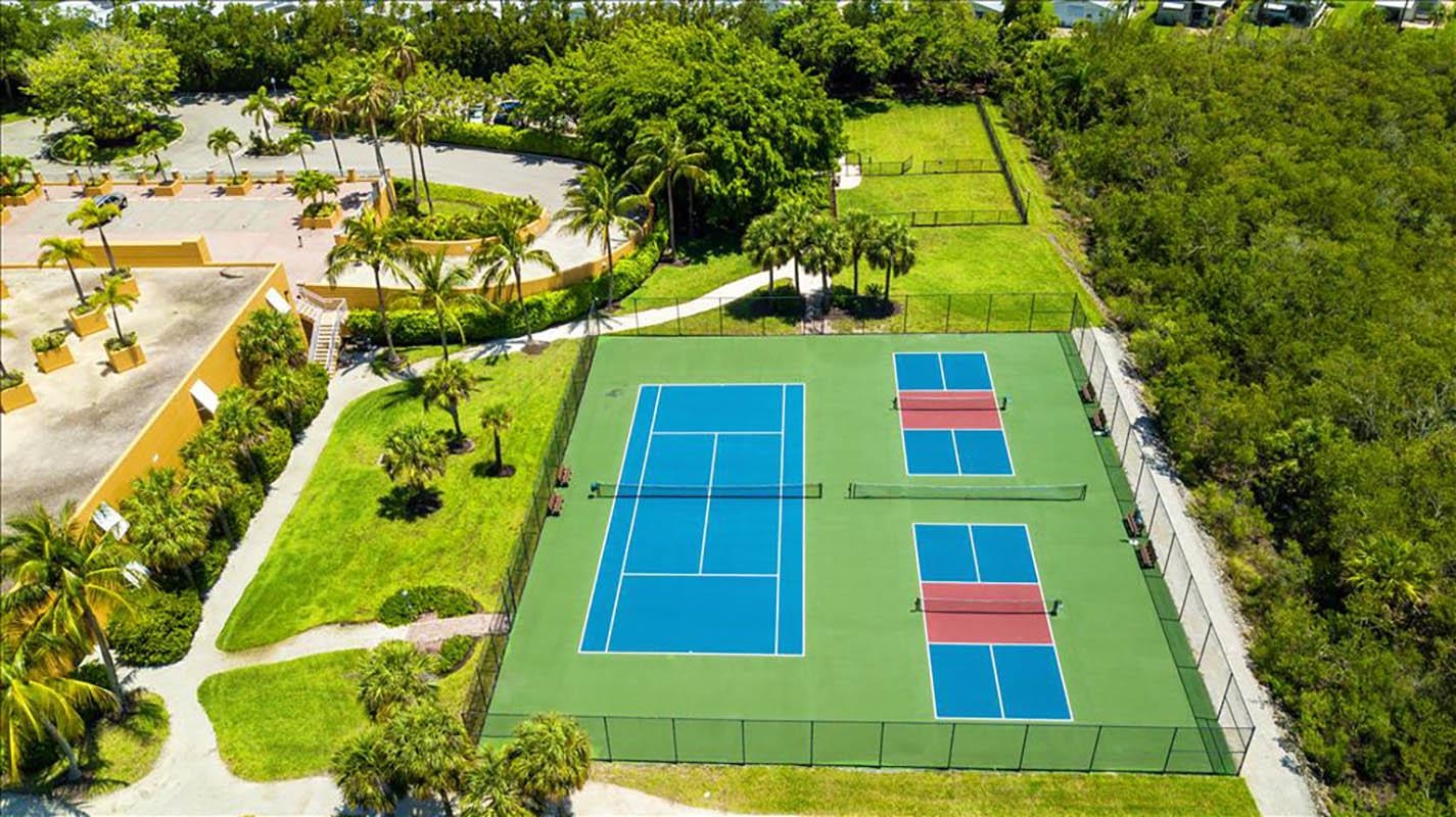 Fort Myers, Florida, 33908, United States, 3 Bedrooms Bedrooms, ,Residential,For Sale,2002681