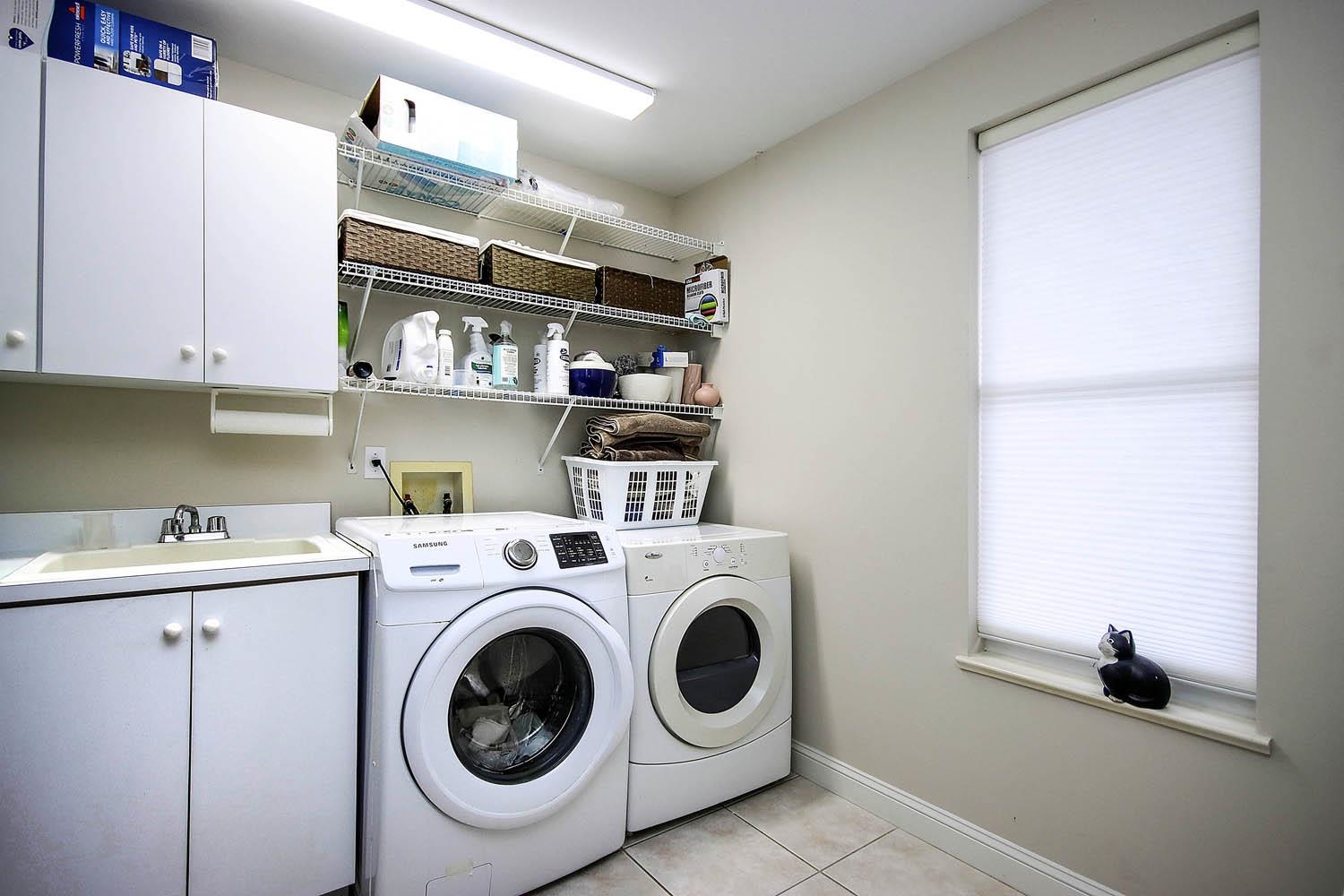 Sanibel, Florida, 33957, United States, 3 Bedrooms Bedrooms, ,0.1 BathroomBathrooms,Residential,For Sale,2003948