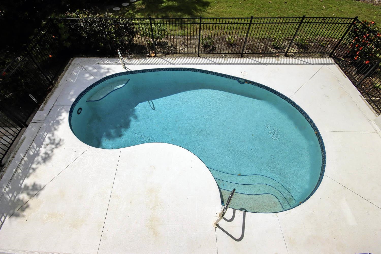 Sanibel, Florida, 33957, United States, 3 Bedrooms Bedrooms, ,0.1 BathroomBathrooms,Residential,For Sale,2003948