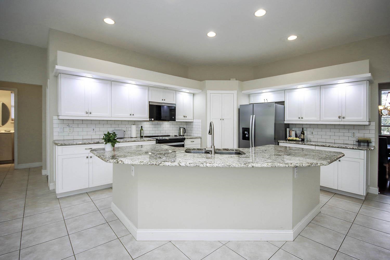 Sanibel, Florida, 33957, United States, 3 Bedrooms Bedrooms, ,0.1 BathroomBathrooms,Residential,For Sale,2003948