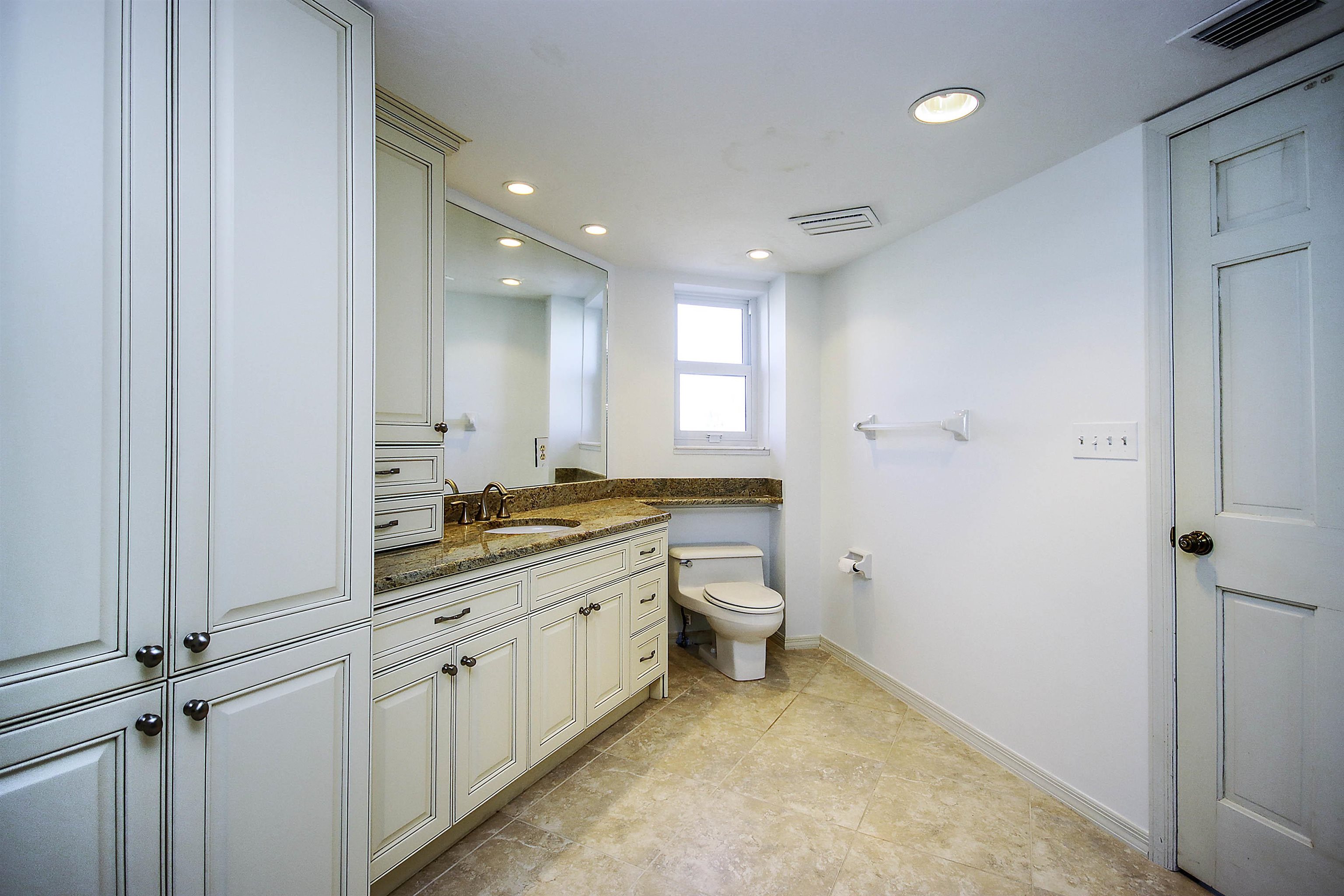 Sanibel, Florida, 33957, United States, 3 Bedrooms Bedrooms, ,0.1 BathroomBathrooms,Residential,For Sale,2003921