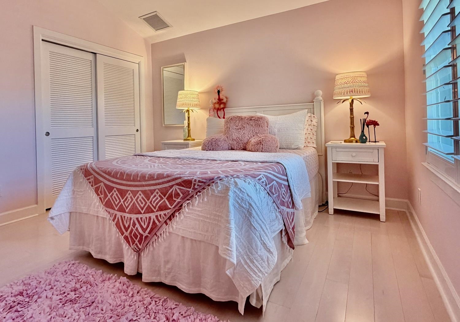 Sanibel, Florida, 33957, United States, 4 Bedrooms Bedrooms, ,Residential,For Sale,2003922