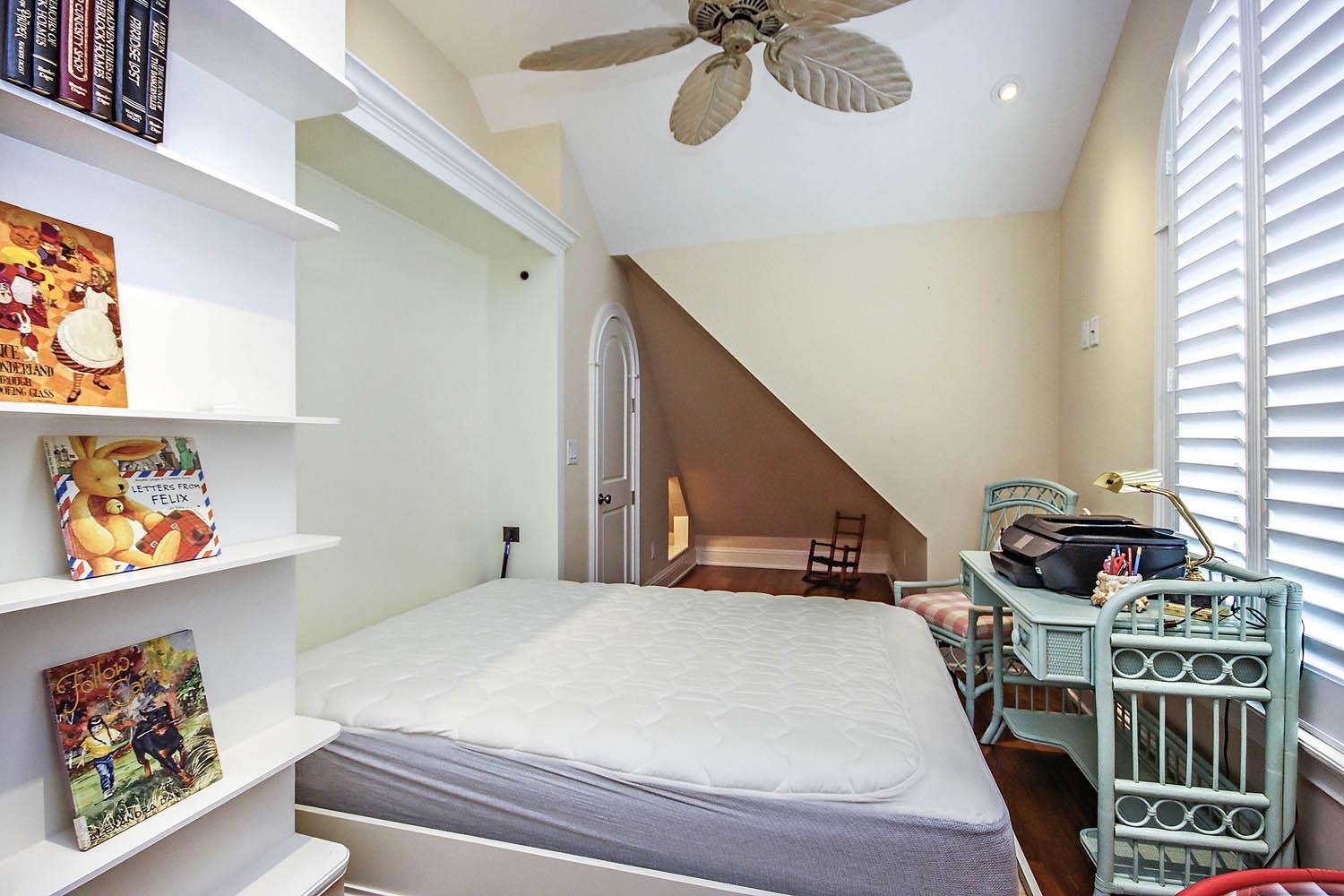 Sanibel, Florida, 33957, United States, 3 Bedrooms Bedrooms, ,0.1 BathroomBathrooms,Residential,For Sale,2003945