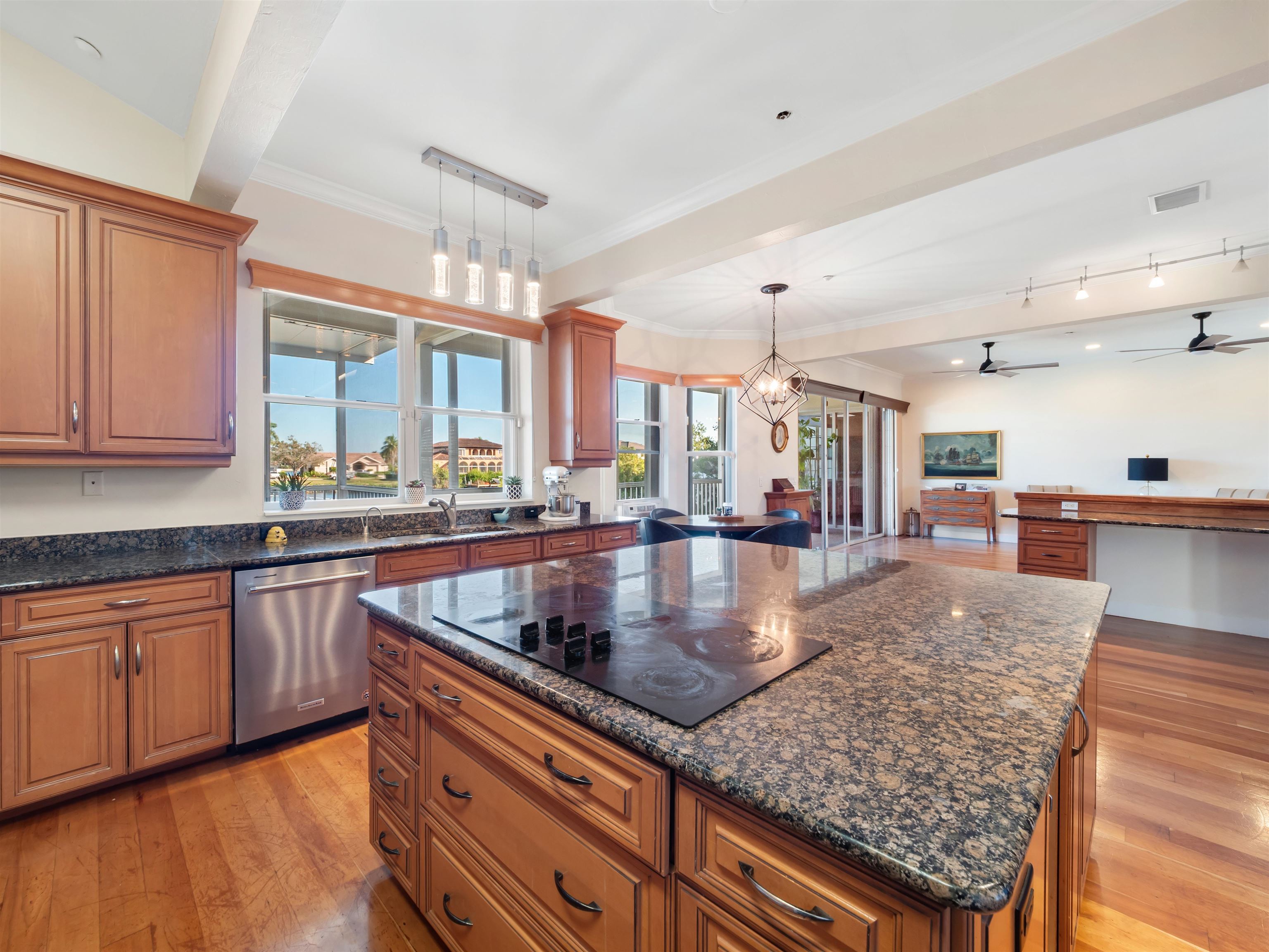 Fort Myers, Florida, 33908, United States, 5 Bedrooms Bedrooms, ,0.2 BathroomBathrooms,Residential,For Sale,2009010