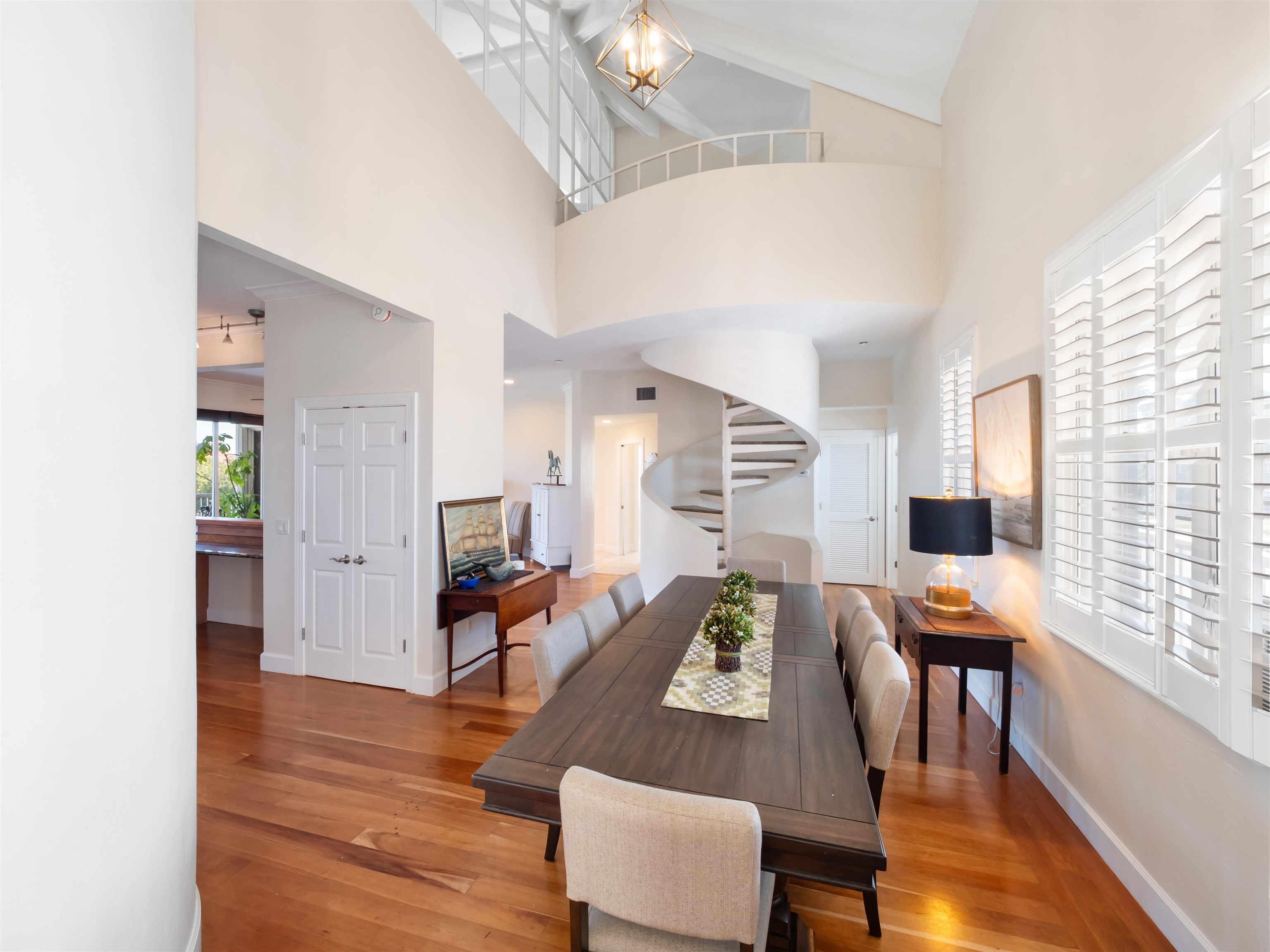 Fort Myers, Florida, 33908, United States, 5 Bedrooms Bedrooms, ,0.2 BathroomBathrooms,Residential,For Sale,2009010