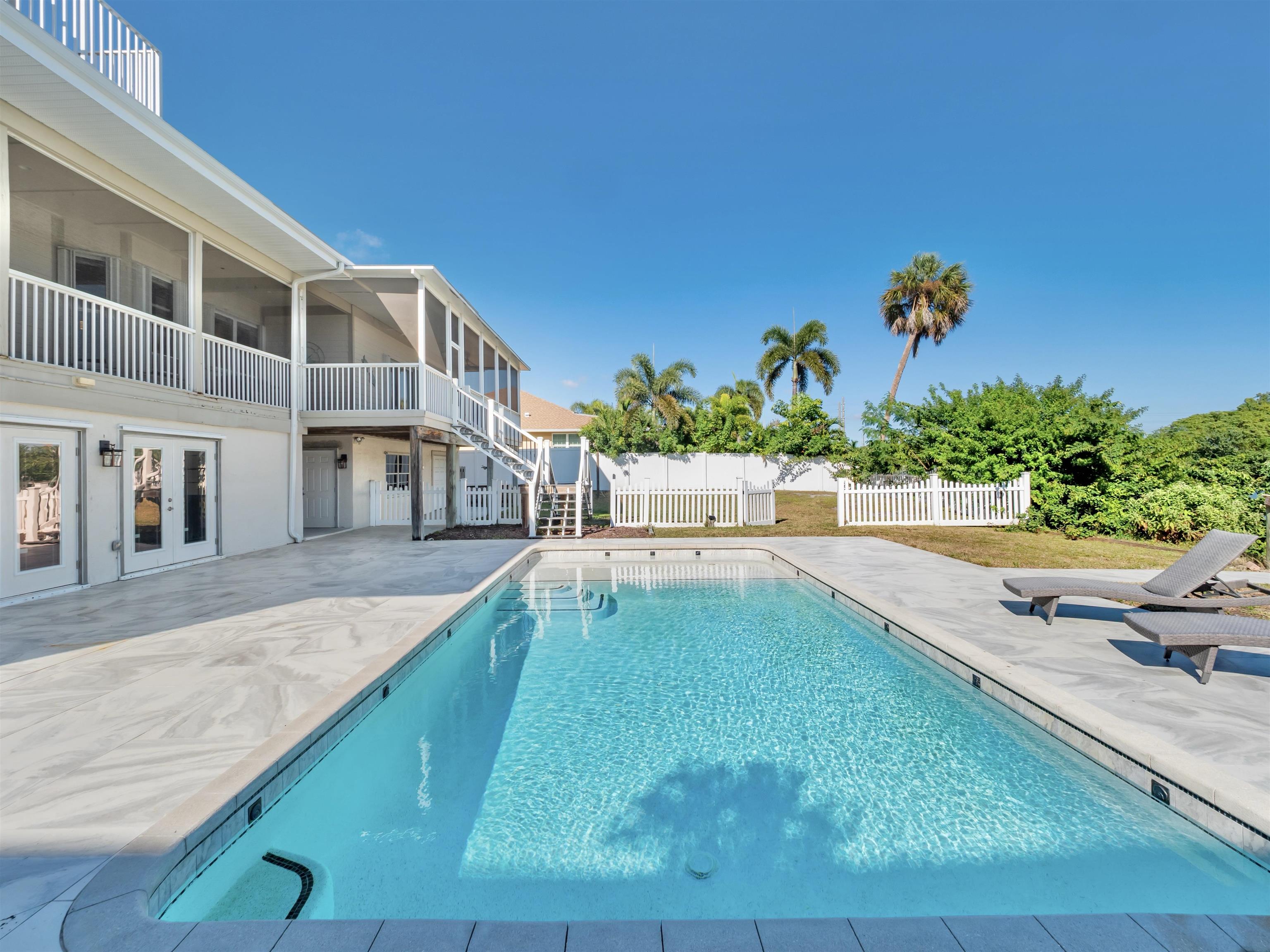 Fort Myers, Florida, 33908, United States, 5 Bedrooms Bedrooms, ,0.2 BathroomBathrooms,Residential,For Sale,2009010