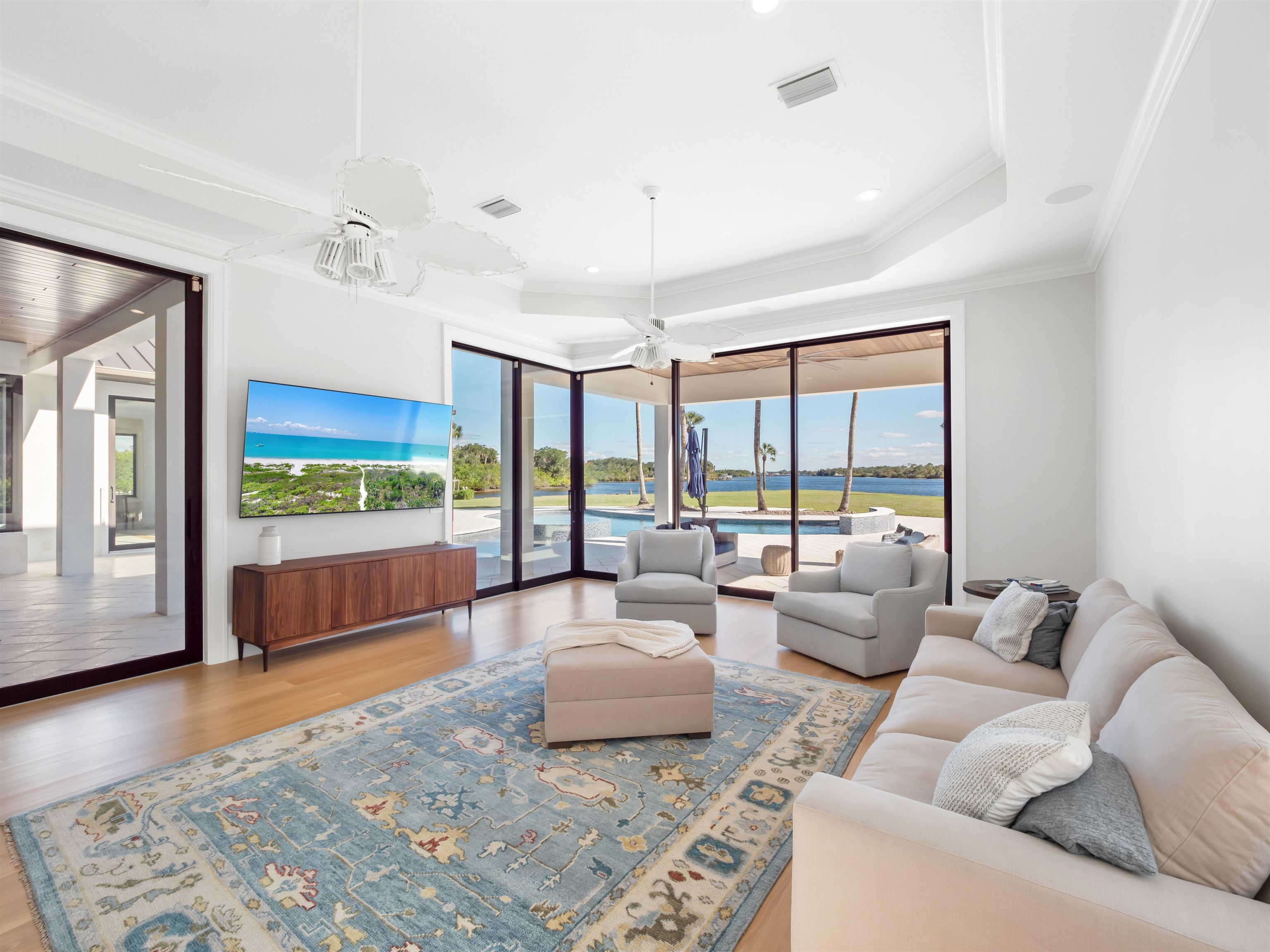 Alva, Florida, 33920, United States, 6 Bedrooms Bedrooms, ,0.1 BathroomBathrooms,Residential,For Sale,2009434