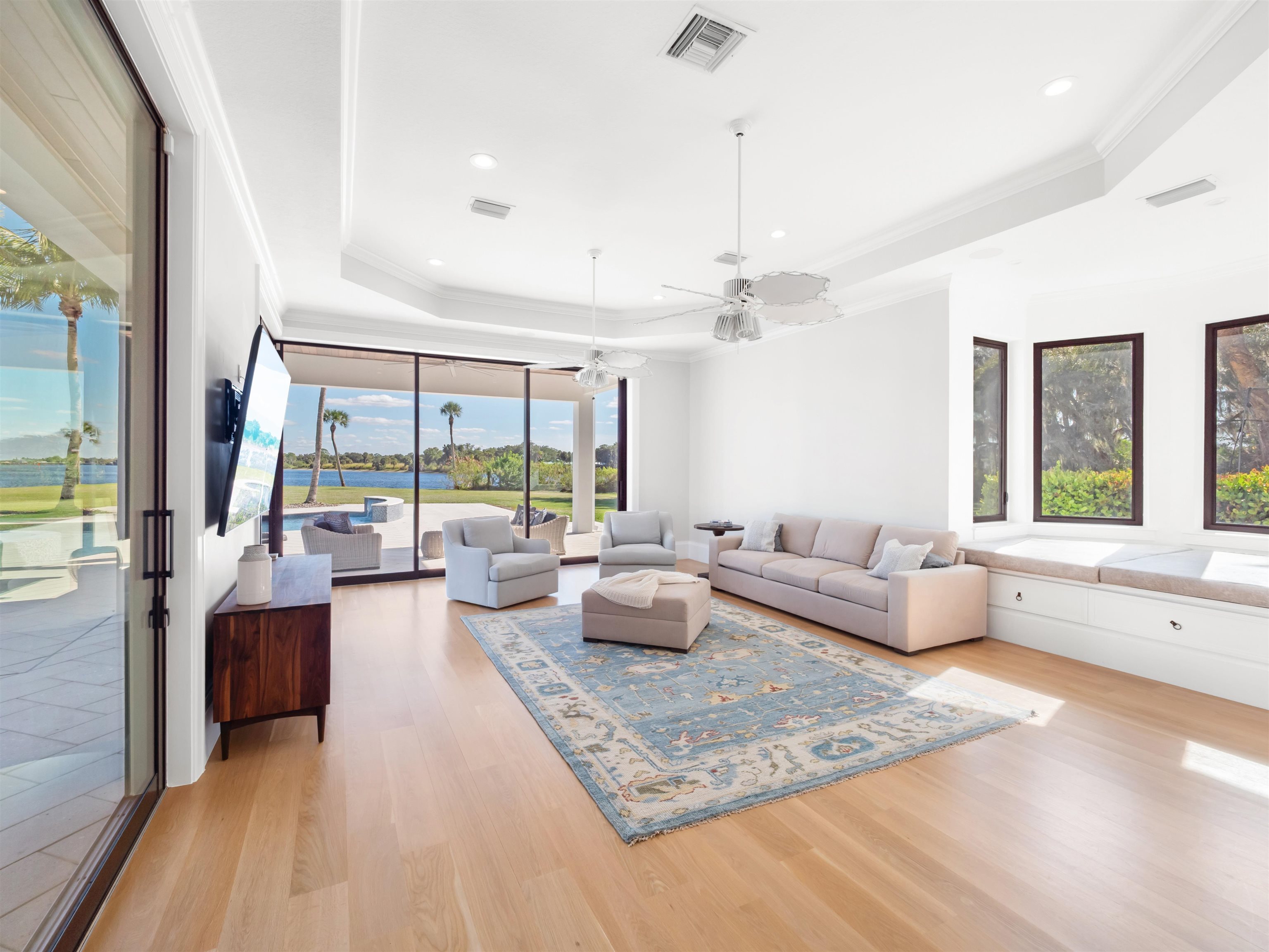 Alva, Florida, 33920, United States, 6 Bedrooms Bedrooms, ,0.1 BathroomBathrooms,Residential,For Sale,2009434