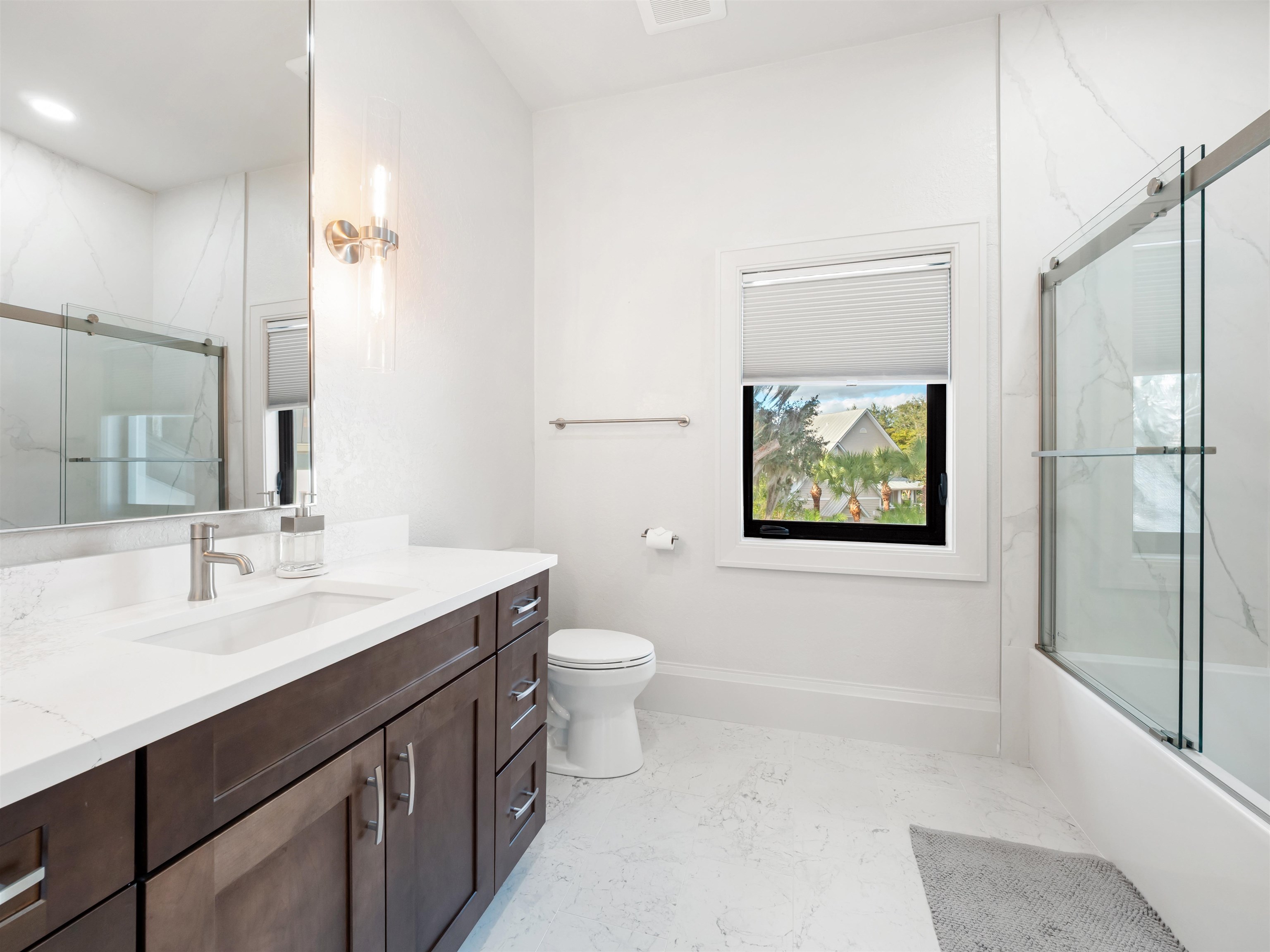 Alva, Florida, 33920, United States, 6 Bedrooms Bedrooms, ,0.1 BathroomBathrooms,Residential,For Sale,2009434