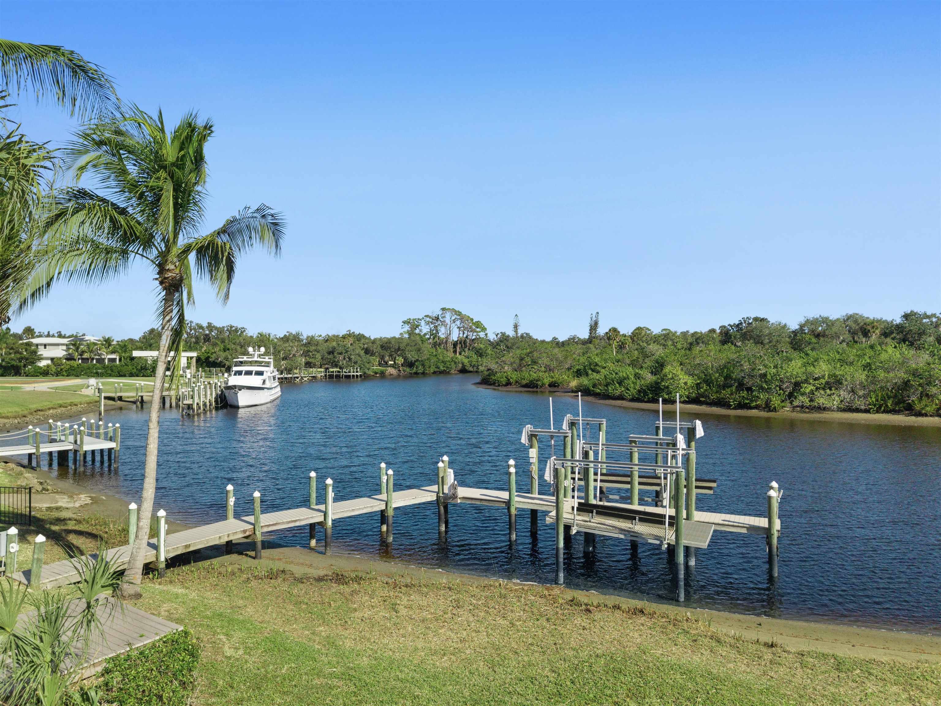 Alva, Florida, 33920, United States, 6 Bedrooms Bedrooms, ,0.1 BathroomBathrooms,Residential,For Sale,2009434