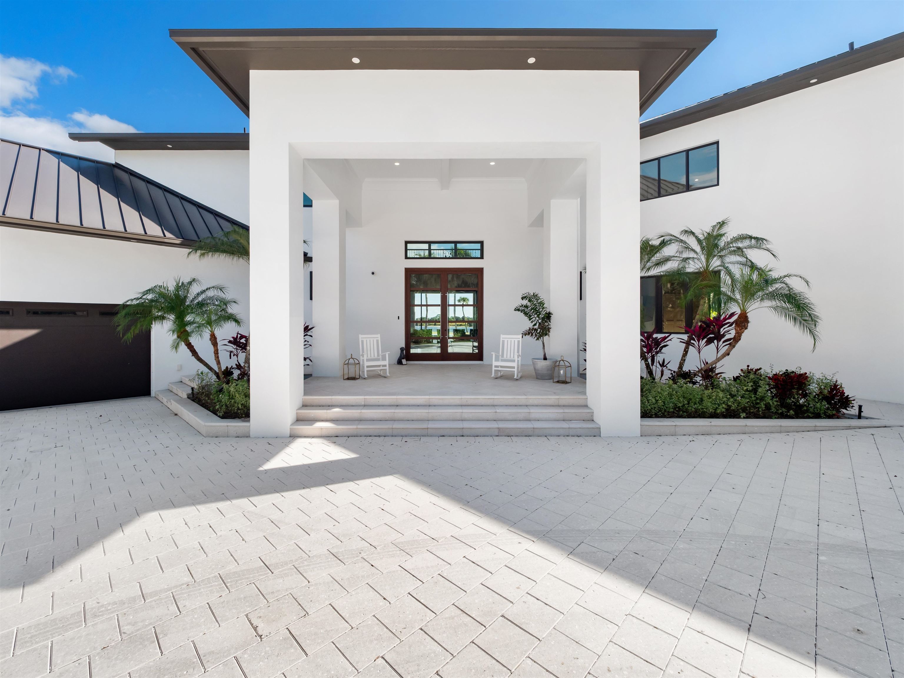 Alva, Florida, 33920, United States, 6 Bedrooms Bedrooms, ,0.1 BathroomBathrooms,Residential,For Sale,2009434