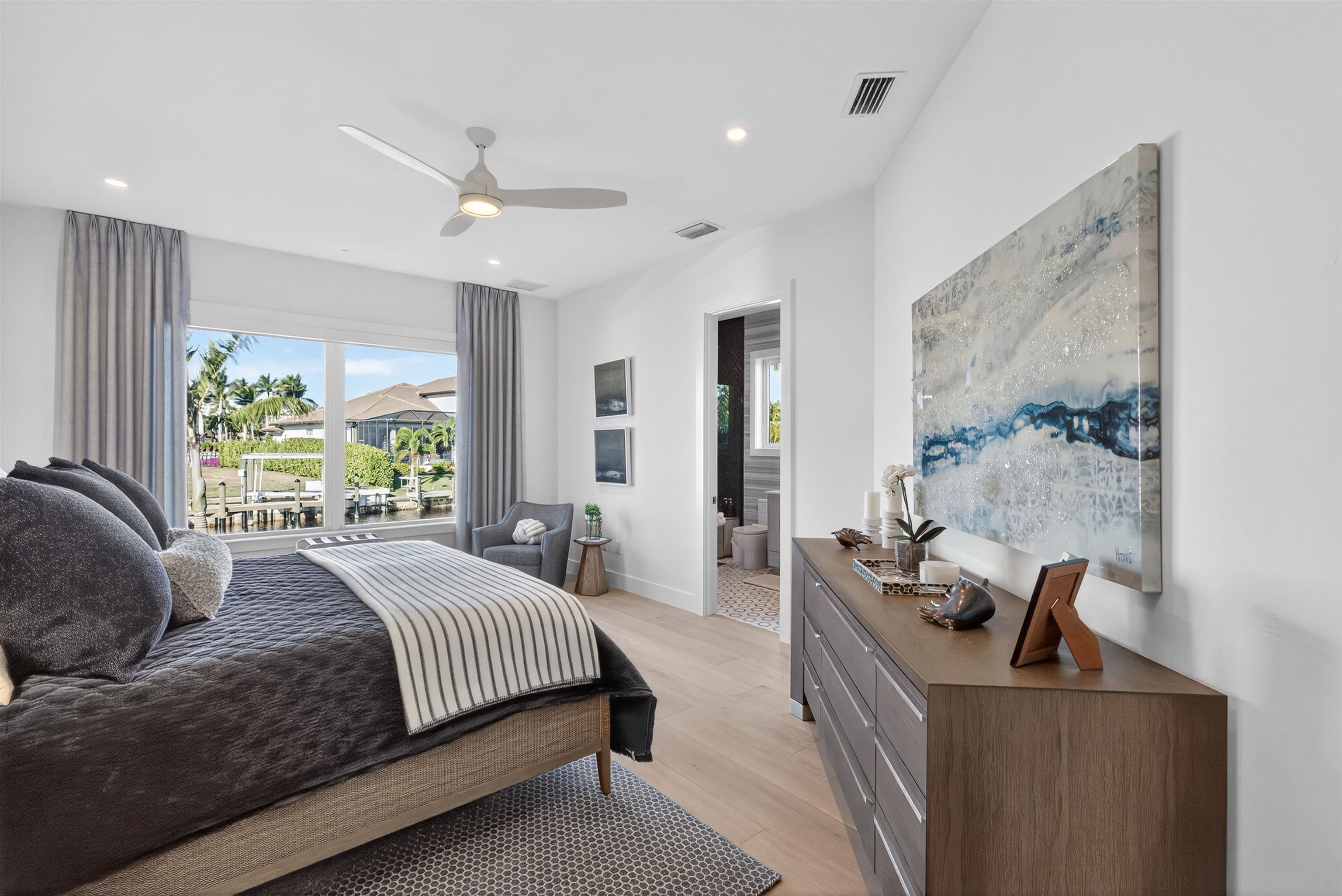 Fort Myers, Florida, 33908, United States, 4 Bedrooms Bedrooms, ,0.1 BathroomBathrooms,Residential,For Sale,2009435