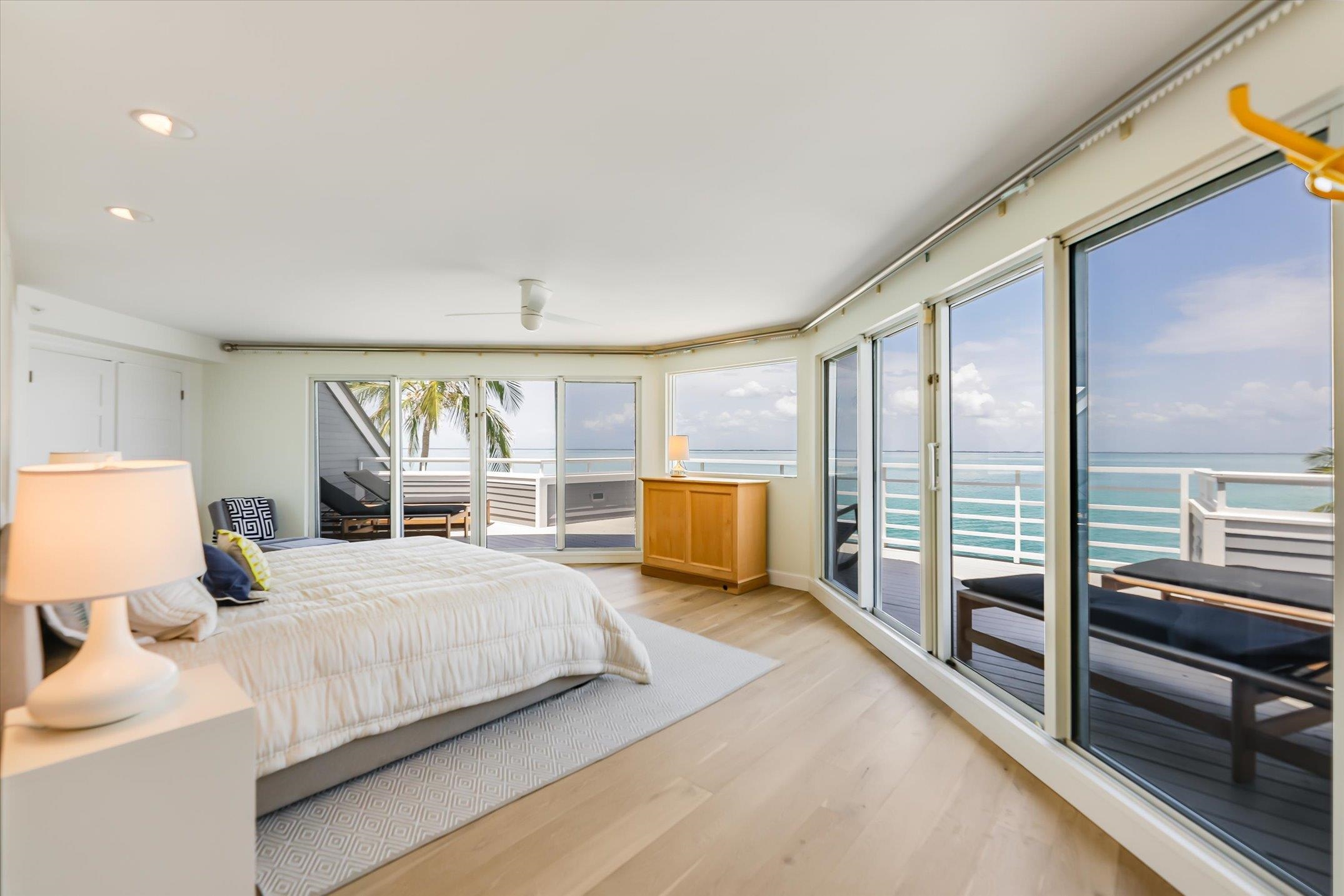 Captiva, Florida, 33924, United States, 3 Bedrooms Bedrooms, ,Residential,For Sale,2010589