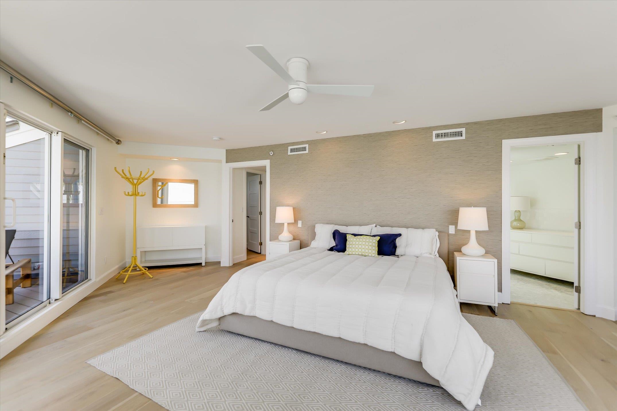 Captiva, Florida, 33924, United States, 3 Bedrooms Bedrooms, ,Residential,For Sale,2010589