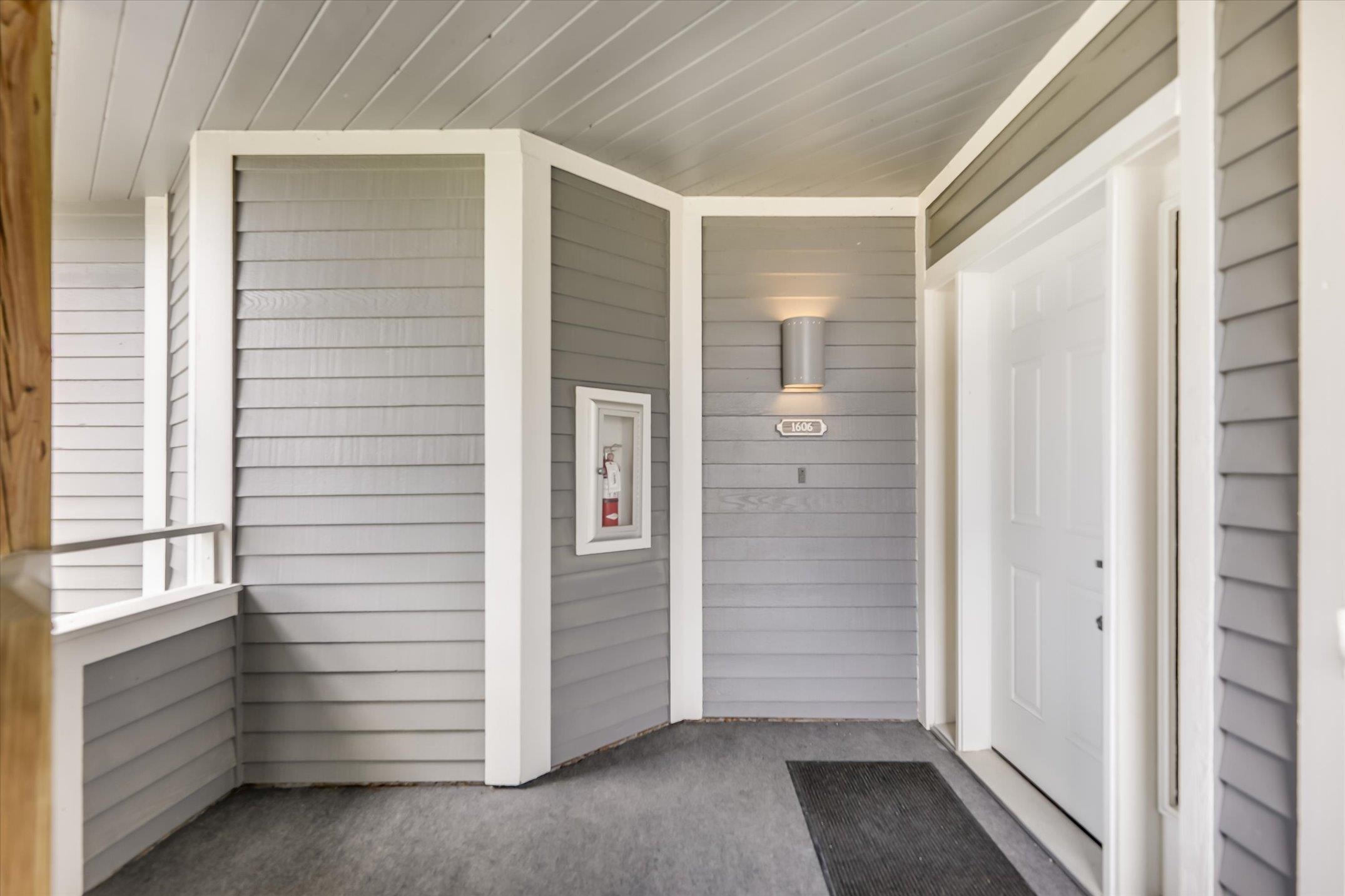 Captiva, Florida, 33924, United States, 3 Bedrooms Bedrooms, ,Residential,For Sale,2010589