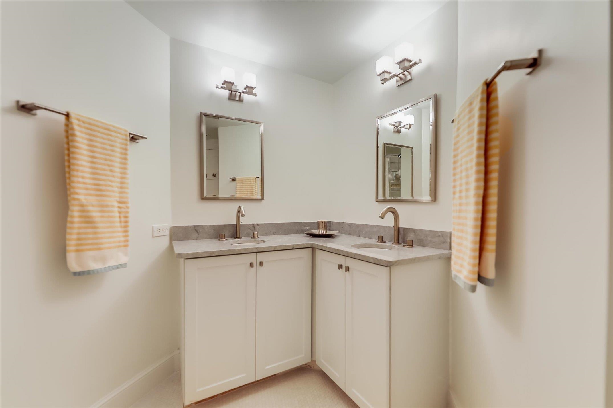 Captiva, Florida, 33924, United States, 3 Bedrooms Bedrooms, ,Residential,For Sale,2010589