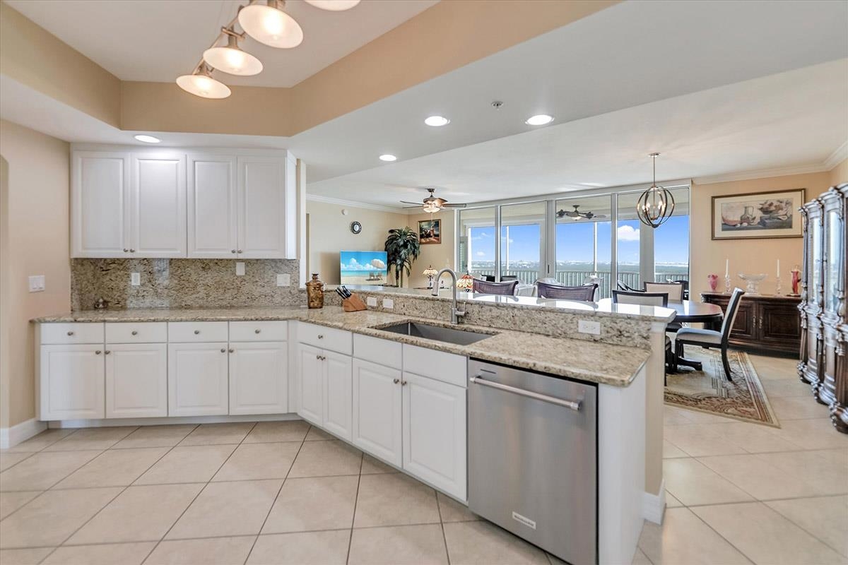 Fort Myers, Florida, 33908, United States, 3 Bedrooms Bedrooms, ,Residential,For Sale,2010591