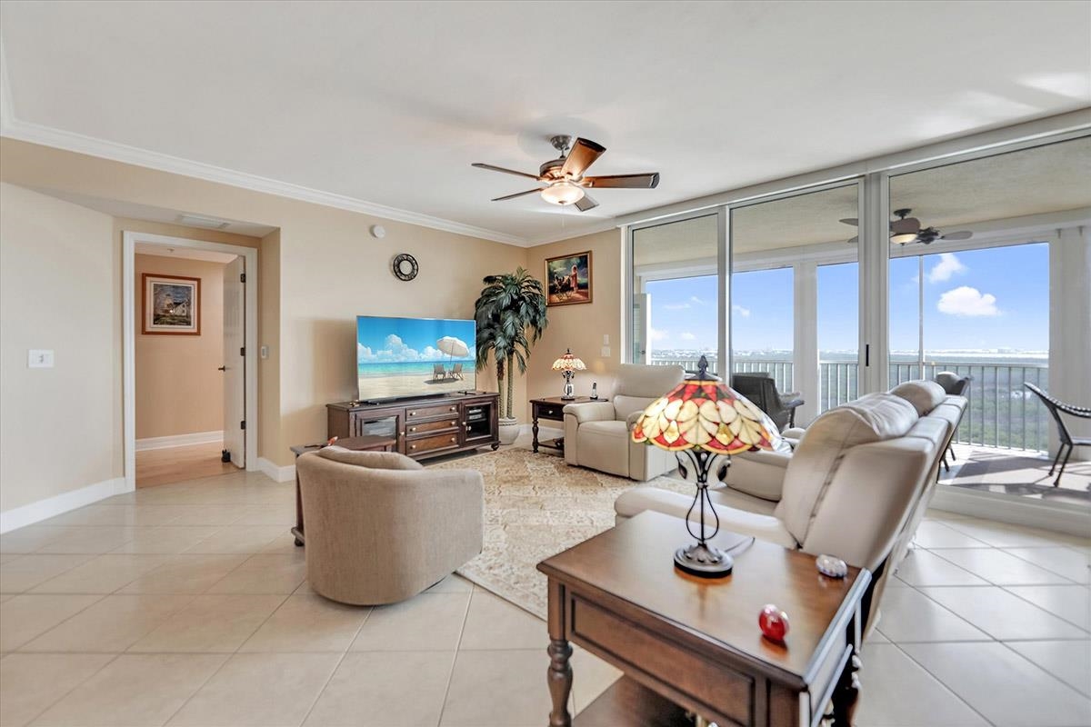 Fort Myers, Florida, 33908, United States, 3 Bedrooms Bedrooms, ,Residential,For Sale,2010591