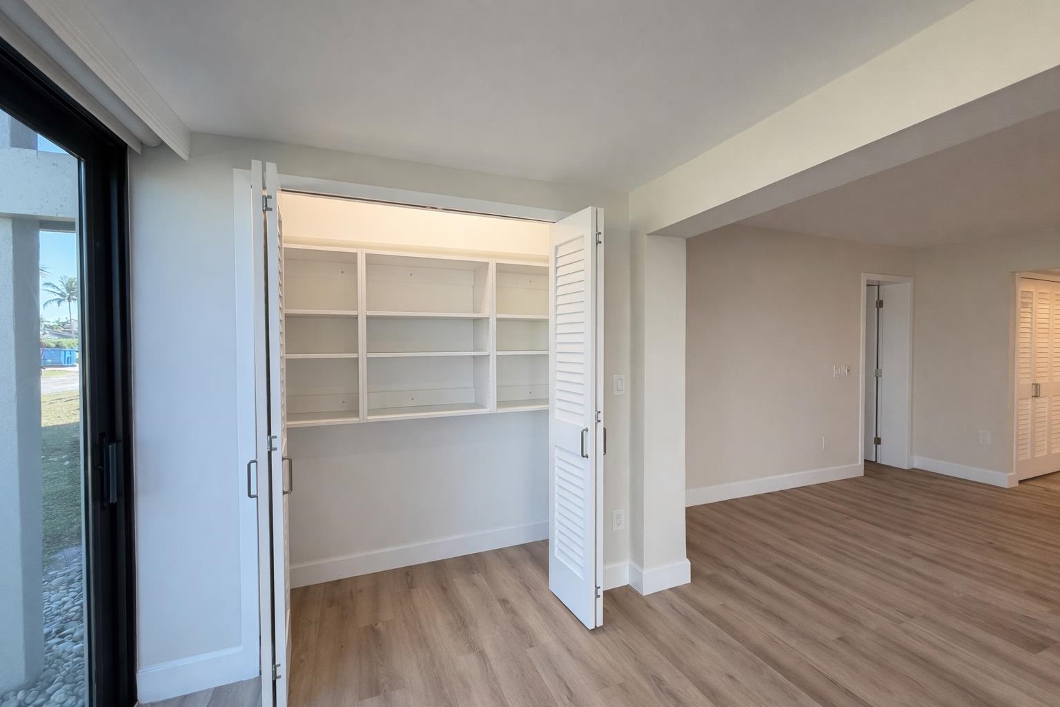 Sanibel, Florida, 33957, United States, 2 Bedrooms Bedrooms, ,Residential,For Sale,2012821